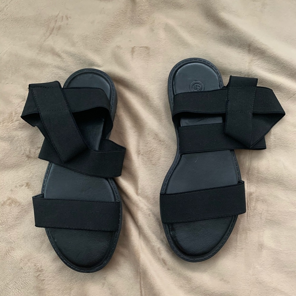 Strappy black sandals